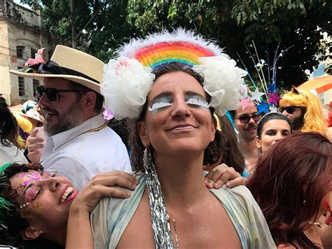 carnaval mulher pelada|pelada no carnaval